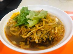 -丽丽三鲜螺蛳粉(田林路店)