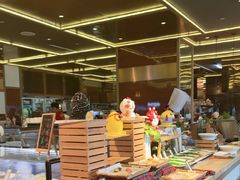 -大中华希尔顿酒店-念自助餐·嗨啤·小龙虾