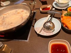 -捞王锅物料理(上海世茂广场店)