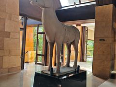 -三亚湾海居铂尔曼度假酒店