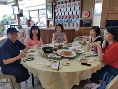 -鹏城人家海鲜酒家·23年老字号(较场尾店)
