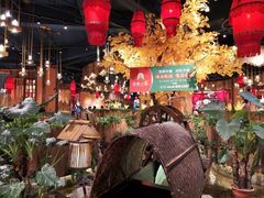 -老滇山寨•云南特色菜•地方菜•民族风情歌舞表演(金碧店)