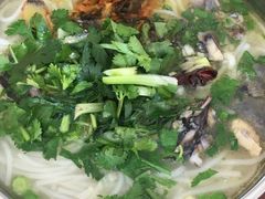 -正宗李家土鸡米线店