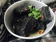 -黑色经典臭豆腐·湖南特产(太平街口店)