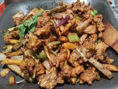 干锅牛蛙-炭舍干锅(华发商都店)