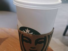 -星巴克(西安益田假日世界店)