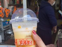 -陈记甜品窝(中山北路店)
