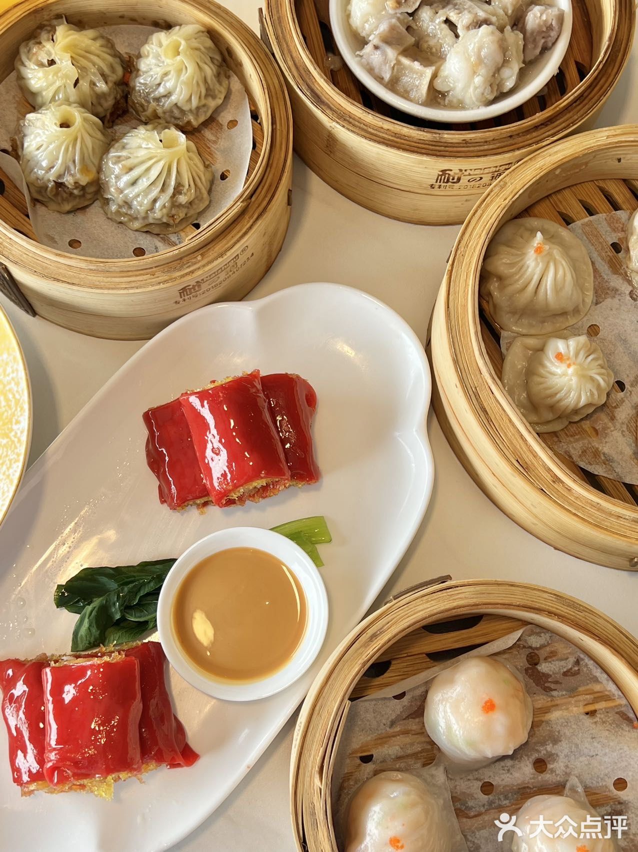 红米肠蘸花生酱谁懂啊！大吃一口！