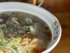 -弄堂咪道-饭香·面香·馄饨香(兴梅店)