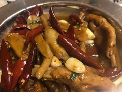 -鲁小三·大骨自助(金山总店)