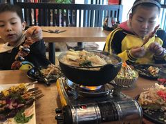 -泰居酒屋日式料理烧肉