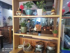 -魏铭鱼头捞饭(晋阳路店)