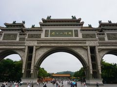 顺峰山公园北门大牌坊-顺峰山公园