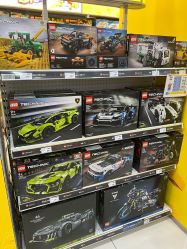 -玩具反斗城(正大广场店)