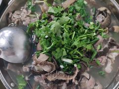 -小杨翘脚牛肉