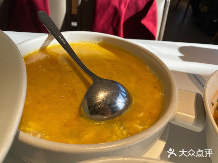 胡大饭馆 24h(簋街总店)金华竹荪蟹黄豆腐图片