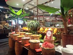 -四海一家自助餐(益田假日广场店)