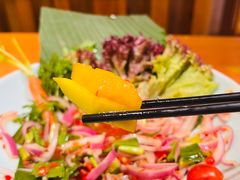 -老滇山寨•云南特色菜•地方菜•民族风情歌舞表演(金碧店)