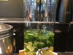 -锅哥有料老火锅(金港国际店)