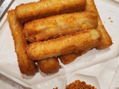 -海底捞火锅(中商百货夜宵主题店)