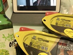 -周黑鸭(广州天河领展广场店)