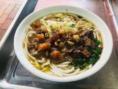 -花溪王记牛肉粉(四季花溪商场店)