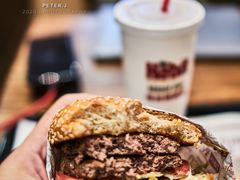 -The Habit Burger Grill 哈比特汉堡(世博店)