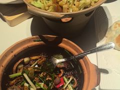 -八府香鸭·啫啫煲(华山路店)