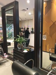 -苑苑发型设计