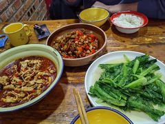 -老三样·美食研究中心(世贸路店)