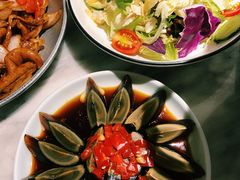 -小菜园新徽菜(宜兴八佰伴店)