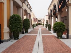 -佛罗伦萨小镇广佛名品奥特莱斯(疏港路店)