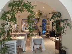 -春树下·树屋花房西餐厅(罍街AS1980店)