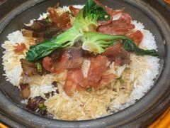 招牌腊味煲仔饭-煲大王猪肚鸡·椰子鸡火锅(红谷滩万达店)