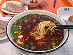 -德元兰州纯汤牛肉面(深圳首店)