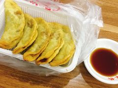 牛肉锅贴-草桥清真牛肉锅贴扁食店
