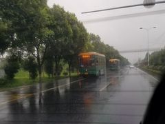 -安吉龙王山峡谷漂流