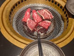 -山川小町·极番烧肉(新地假日广场店)