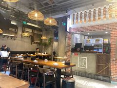 大堂-炉小二铜锅牛蛙•川湘菜(三里屯店)