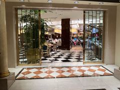 -盛宴标帜西餐厅龙虾.鲍鱼•牛排(重庆喜来登大酒店)