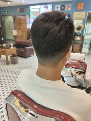 -贝勒爷专业男发