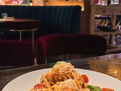 -Brut Eatery Wine Bar & Restaurant (建国东路店)