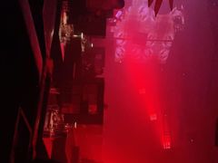 -简奥斯汀·赫本酒吧