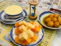 -广信牛奶甜品世家(台东店)