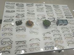 -三叶眼镜城·好视力眼镜店