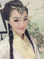 -盘子女人坊生日照·摄影馆(华强店)