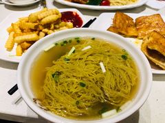 -香港新发烧腊茶餐厅(水围店)