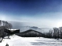 -中旅松花湖滑雪场