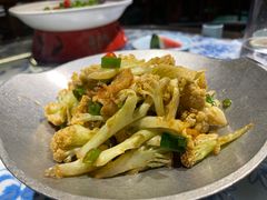 -卢大鲜鱼头捞饭(美利广场店)