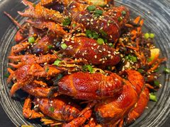 -肥肥虾庄·金牌油焖大虾(首义路店)